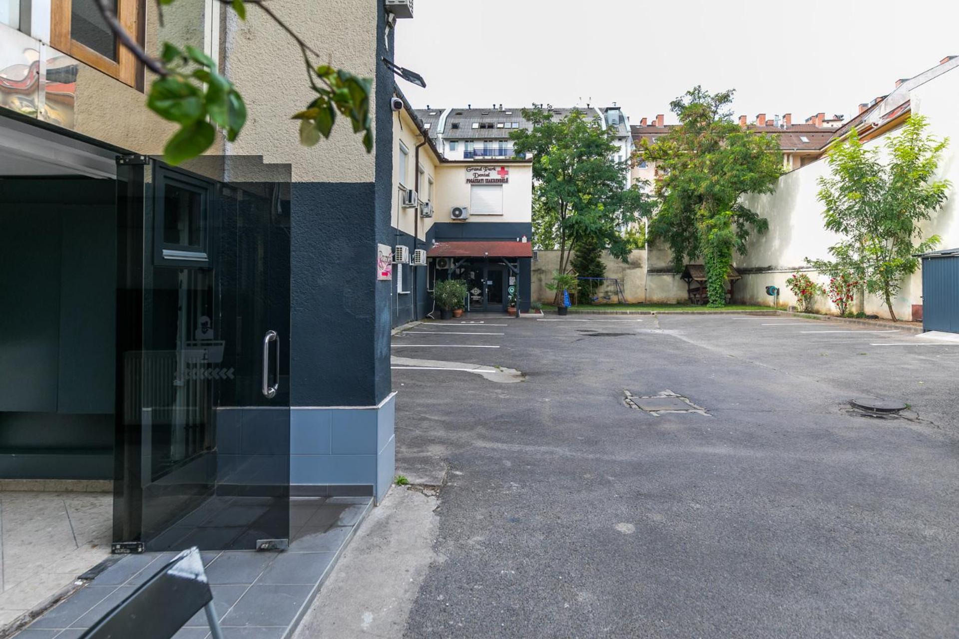 Mariposa Apartments Boedapest Buitenkant foto