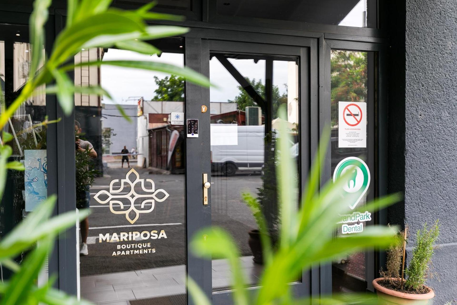Mariposa Apartments Boedapest Buitenkant foto